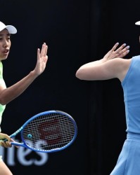 xingkong-张帅/梅尔滕斯2-0战胜对手 晋级澳网女双次轮