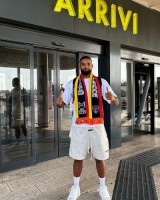 迪马：杜塞尔多夫后卫西伯特抵达意大利，即将接受莱切体检